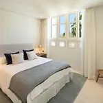 Drago 32, Duplex Apartment In Puente Romano